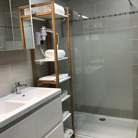 Le Soleil 140 M2 Climatisé Parking Privé Proche Sanctuaires Appartamento