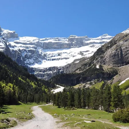 Le Soleil 140 M2 Climatisé Parking Privé Proche Sanctuaires *
