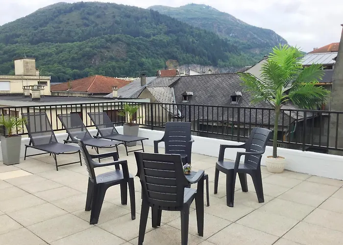 Le Soleil 140 M2 Climatisé Parking Privé Proche Sanctuaires * Lourdes