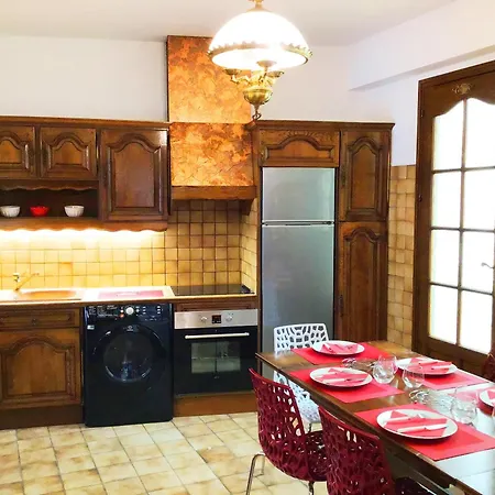 Le Soleil 140 M2 Climatise Parking Prive Proche Sanctuaires Lourdes