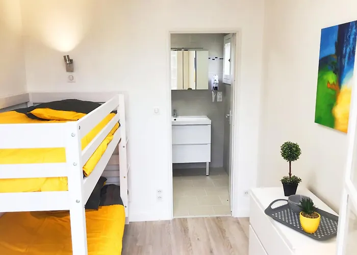 Le Soleil 140 M2 Climatise Parking Prive Proche Sanctuaires 루르드