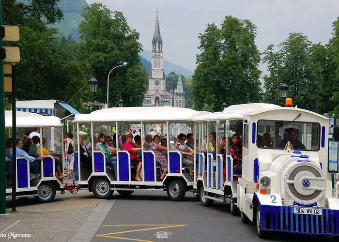 Le Soleil 140 M2 Climatise Parking Prive Proche Sanctuaires * 루르드